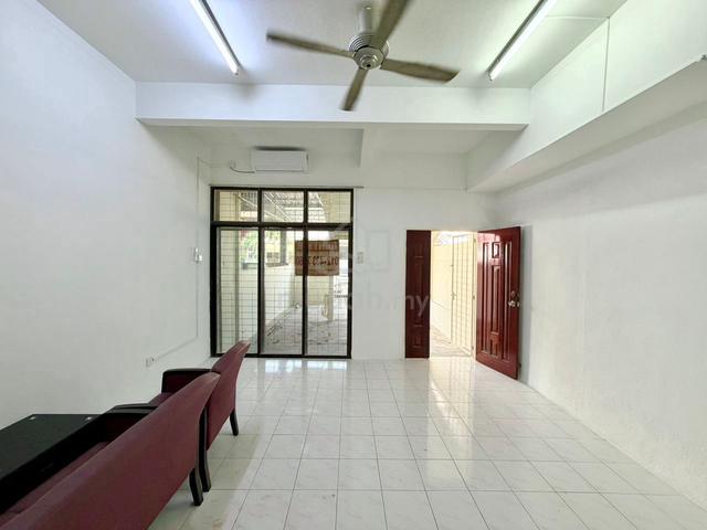 Sungai Ara 2sty Terrace, New 4 air conditioning 1