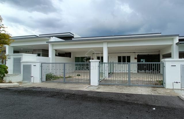 New Single Story Terrace House 4 Rooms Mantin, Nilai Negeri Sembilan 1