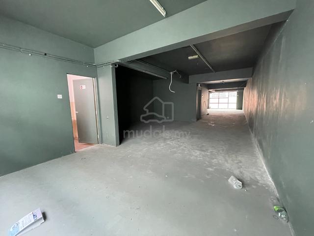 Taman Tas 1st Floor & 2nd Floor Shoplot 1