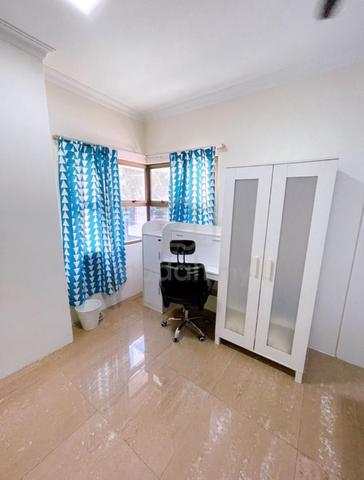 Extra Large corner Master Room Bandar Sunway 5
