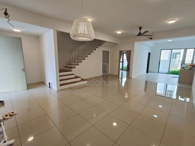 Brand New 2-Sty Partially Furnished Mio Spring Gamuda Cove for Rent 1