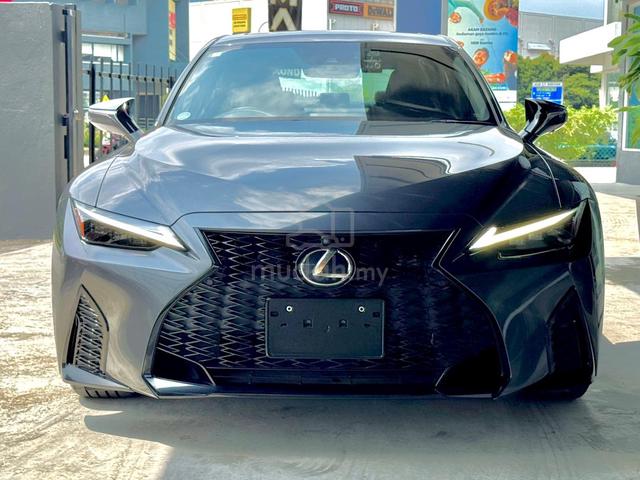 2022 Lexus IS 300 F SPORT 2.0 - 2K MIELAGE, 4.5A - 2