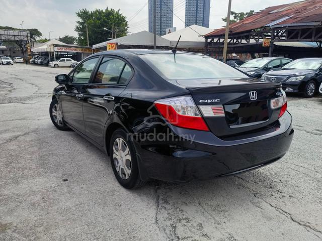 2013 Honda CIVIC 1.5 (HYBRID) (A) ONE OWNER - 3
