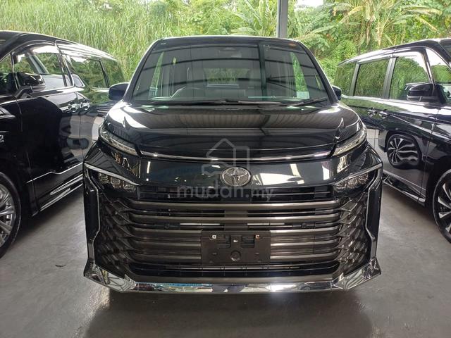 2022 Toyota VOXY 2.0 S-Z (A) 3 HID POWER BOOT - 1