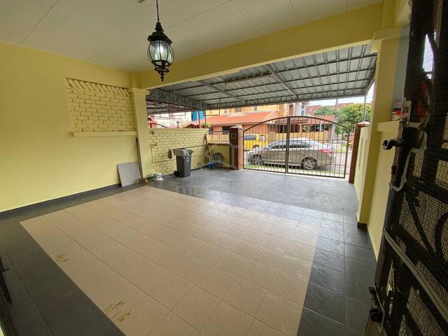 Kangkar Pulai 2 Storey For Rent!!!! 1