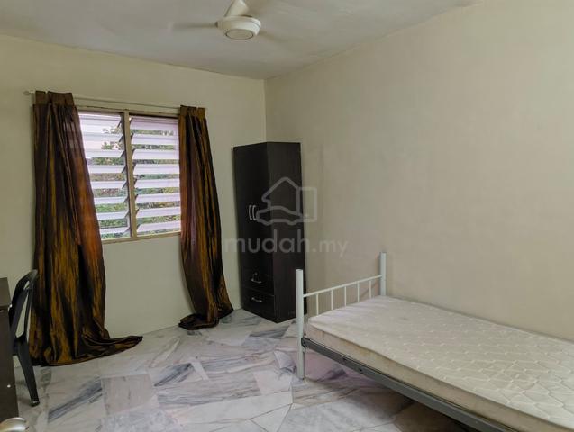Bilik Single LELAKI Flat PKNS Seksyen 7 untuk DISEWA 1