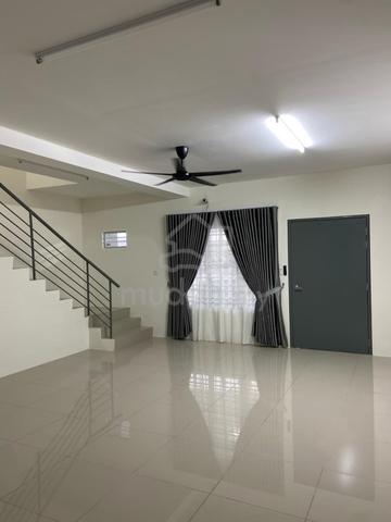 Spacious 2-Storey Terrace Kita Mekar in Cybersouth 1