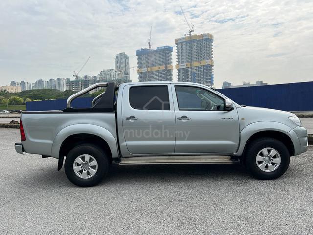 2010 Toyota HILUX 2.5 G FACELIFT DOUBLE CAB (A) - 3