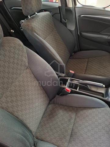 2015 Honda JAZZ 1.5 S (A) Great Deal (Owner) - 5