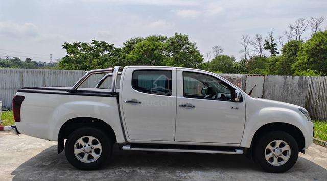 2019/2020 Isuzu D-MAX 2.5 4x4 5-speed manual - 5