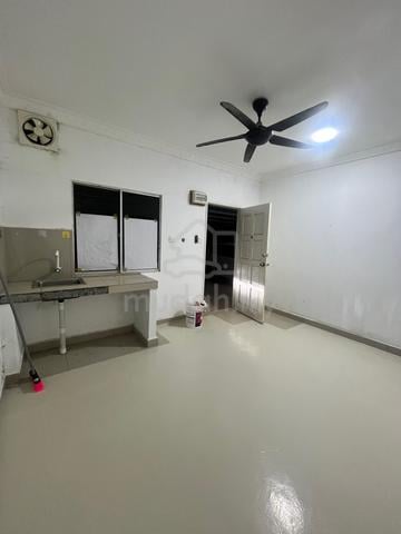 1 bedroom house at Jln Goshen/Lotong 1