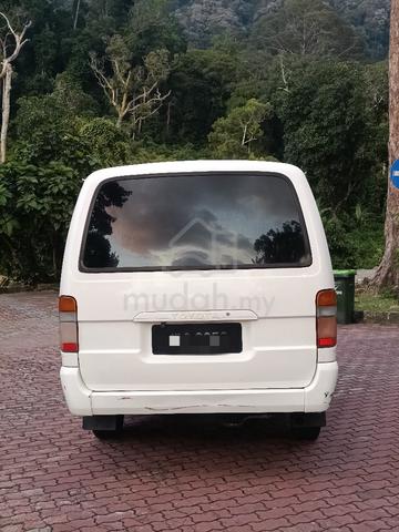 1995 Toyota HIACE 2.0 LH112 (M) - 4