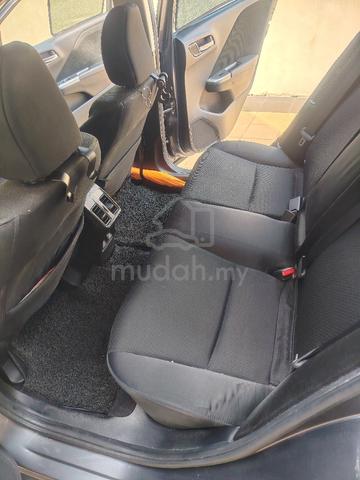 2017 Honda CITY 1.5 HYBRID FACELIFT (A) - 4