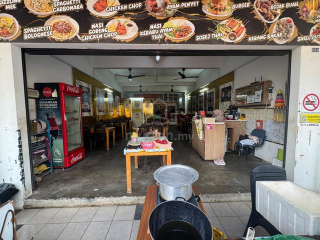 Lot Kedai Untuk Dijual 1