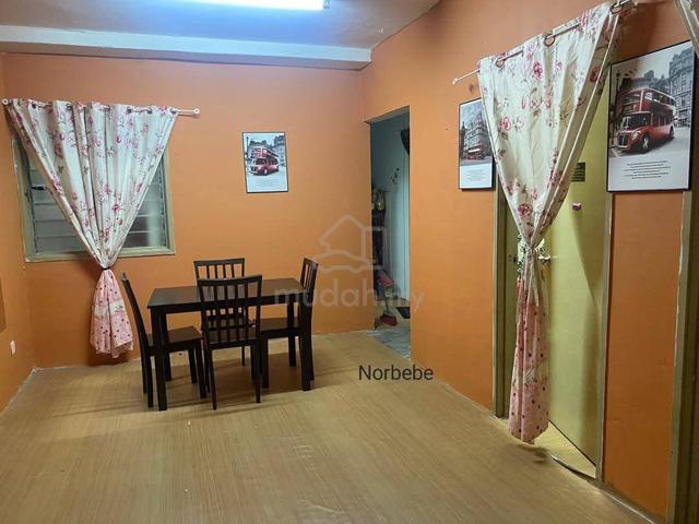 Bilik untuk di sewa perempuan, Apartment Bandar tasik selatan 1