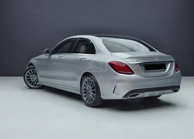 2018 Mercedes Benz C350E 2.0 AMG LINE Local - 2