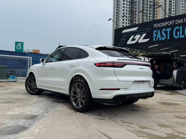 2022 Porsche CAYENNE 3.0 V6 COUPE SportChrono Pack - 2