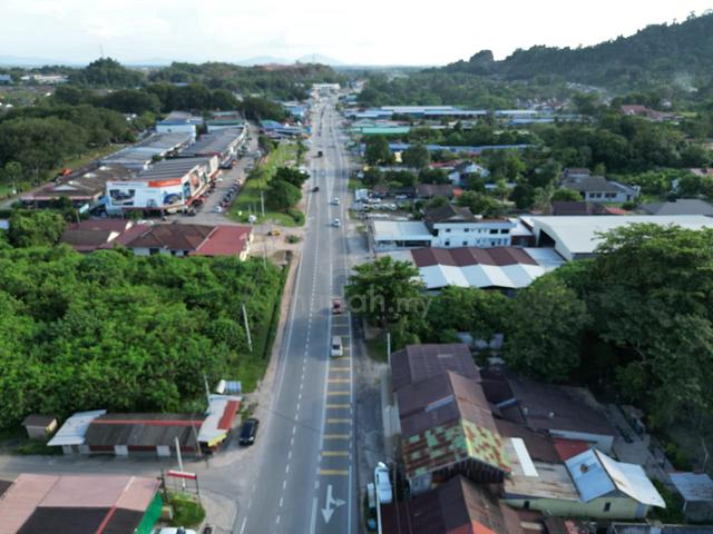 Padang Temusu Facing Road Agricultural Land , Zoning Commercial 1