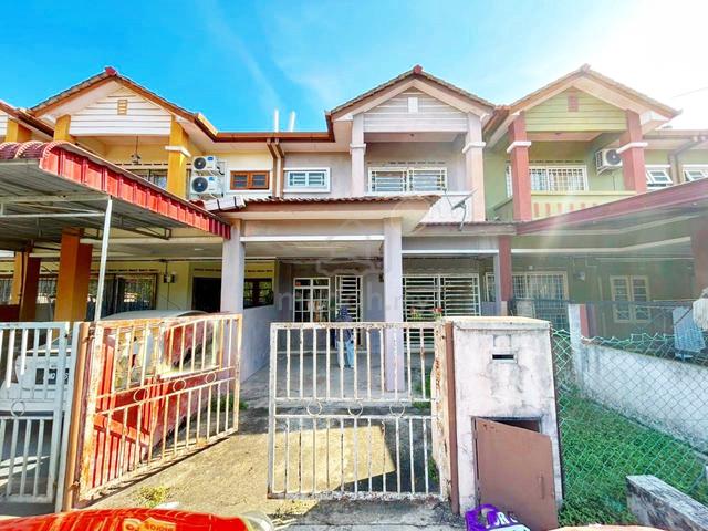 FACING OPEN ⭐ Double Storey Terrace Taman Seri Dagang, Banting 1