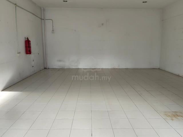 Superb Shop For Rent at Bandar Parklands Klang. Good Rate!! 1