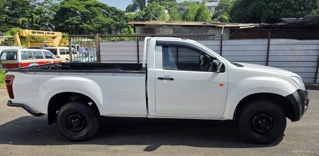 Isuzu D-MAX 2.5 4X4 Single Cab 4WD Pick Up Dmax - 3