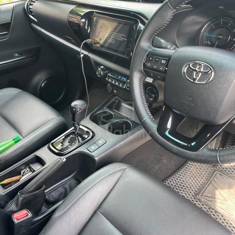 2021 Toyota HILUX 2.8 ROGUE (A) - 5