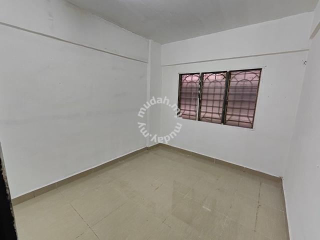 Rumah Pangsa Mewah Indah 4