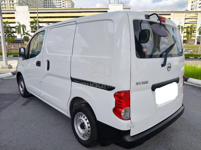 2015 Nissan NV200 1.6 (M) Panel Van - 4