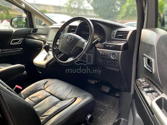 ToyotaA VELLFIRE 2.4 GOLDEN EYES CONVERT (A) - 5