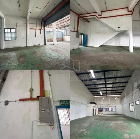 Taman Universiti, 1.5 Storey Factory 50x120, Fully Cover Awning 5
