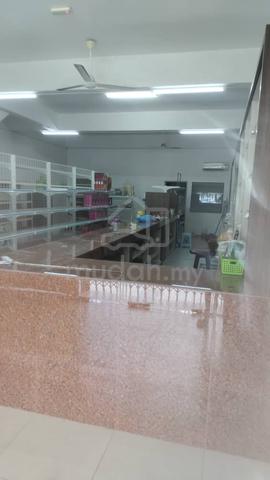 Shoplot ground floor /Ulu Tiram /Tmn Bandar Cemerlang 1
