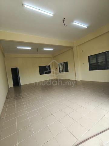 Warehouse / Shop for Rent Batu 9 cheras 40’ x 55, 2200sf 1