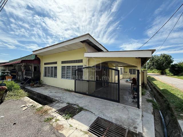 CORNER LOT | Single Storey Terrace Jeram House For Sale 1