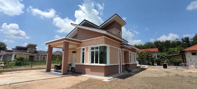 Banglo Moden 1 Tingkat 2