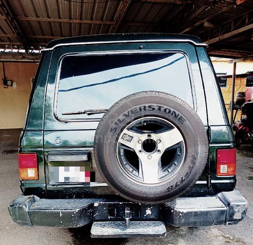 1995 Mitsubishi PAJERO 2.4 (M) - 2