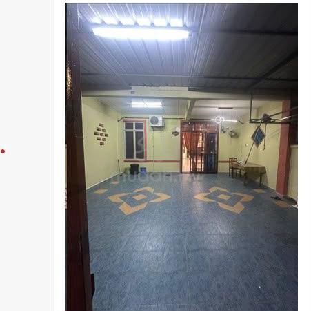 Jalan Selasih / Pasir Putih / Single Storey House / Partial Furnished 1