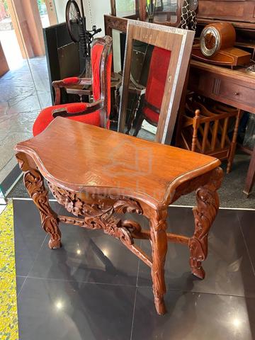 Carousel Image