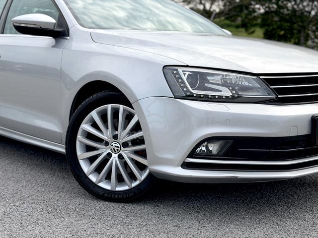 2017 Volkswagen JETTA 1.4 TSI HIGHLINE (CKD) - 2