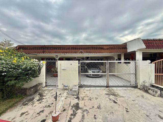 SUPER RARE 4400SQFT CORNER LOT 1.5 Storey Taman Ehsan Kepong 1
