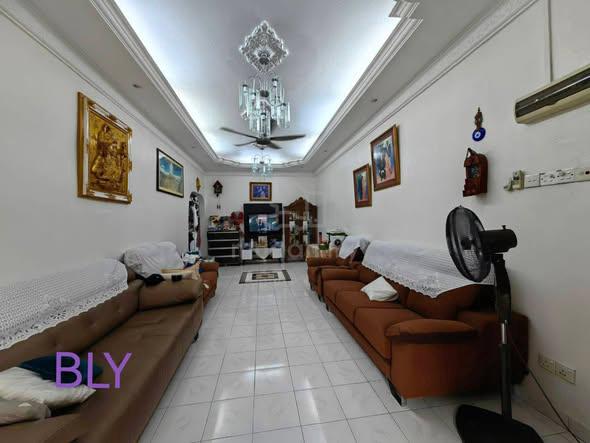 Taman Maznah Kampung Jawa Klang 1 sty fully renovated n extended 1