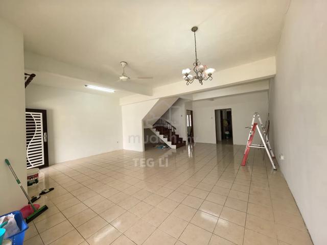 [22x60, Newly Painted] 2 storey Kemuning Greenville, Renovated 1