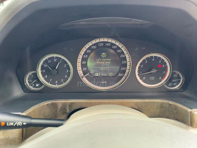 2010 Mercedes Benz E200 CGI BlueEFCY - 4