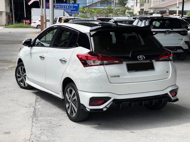 2025 Toyota YARIS 1.5 G FULL WARRANTY LOW MILEAGE - 2