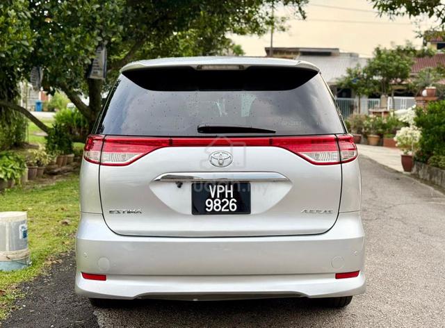 ON THE ROAD 2010 Toyota ESTIMA 2.4 - 5