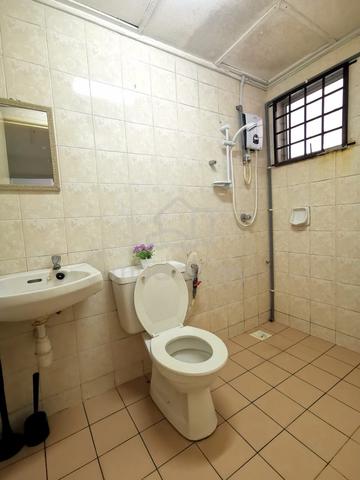 3min Walk LRT - Female Medium Room D Aman Crimson Near Citta Evolve 5