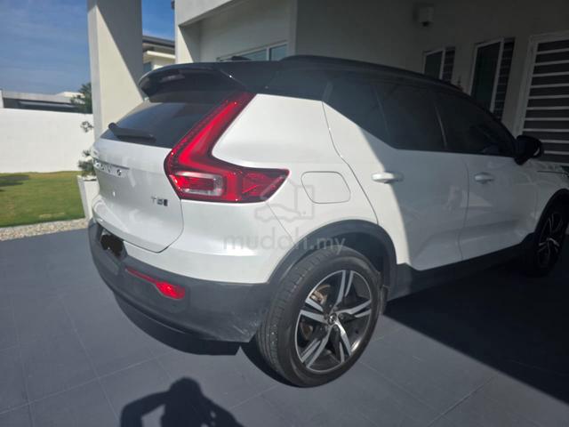 2022 Volvo XC40 2.0 T5 R-DESIGN (A) - 2