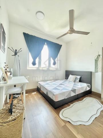 Female Master Room for rent in Sentul Point Suite include utilites 1
