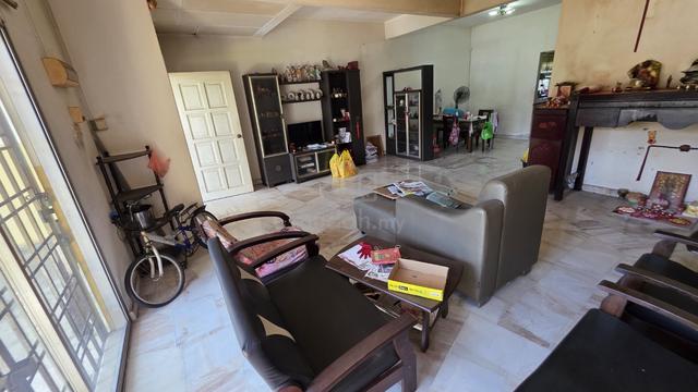 Melawis Tepi Sungai klang Big Land Size Double Storey House For Sale 1
