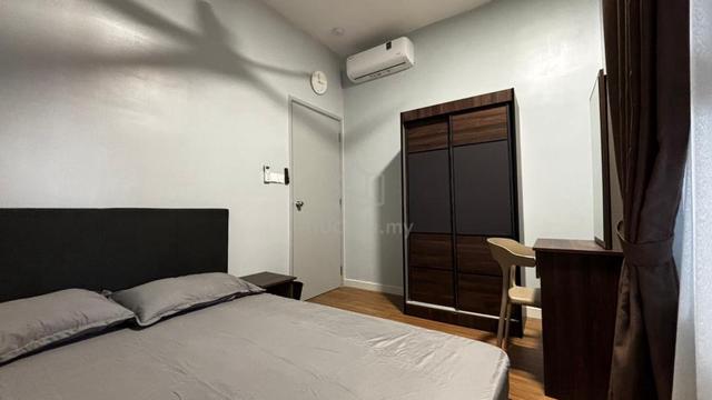 PJ SOUTH middle ROOM FOR RENT 1
