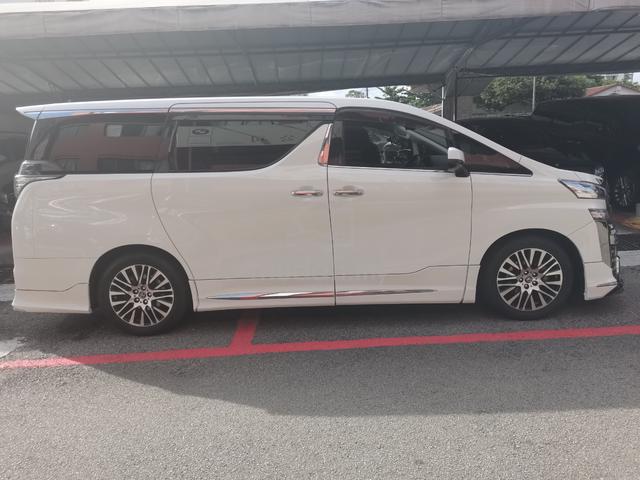 2017 Toyota VELLFIRE 2.5 ZG (A) REG 2020 - 4